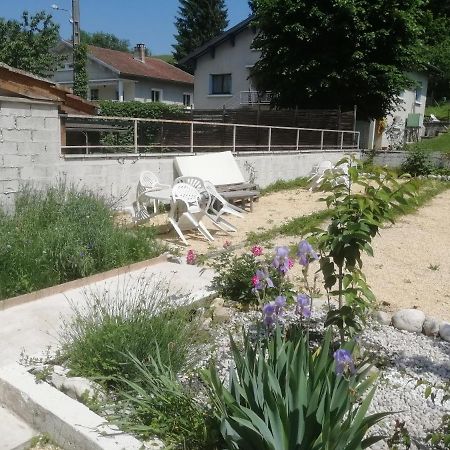 Bryan Apartamento Saint-Jean-en-Royans Exterior foto